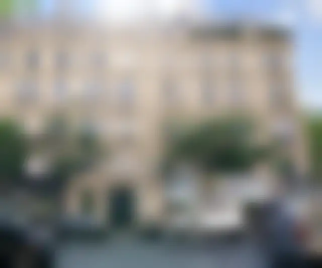 Bureau 690 m² – Paris (75017) – offre confidentielle