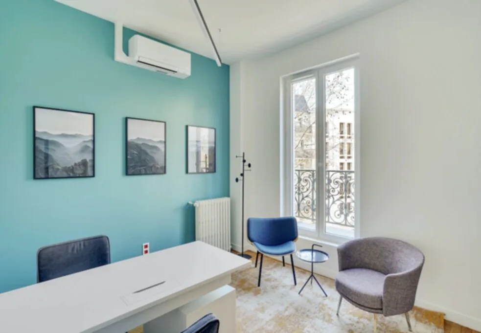Bureau 147 m² – Paris (75008)
