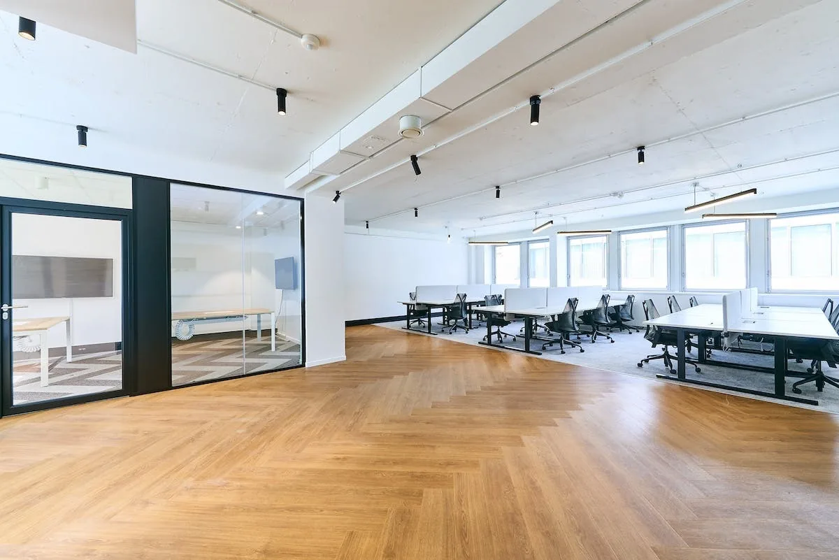 Bureau 150 m² – Paris (75008)