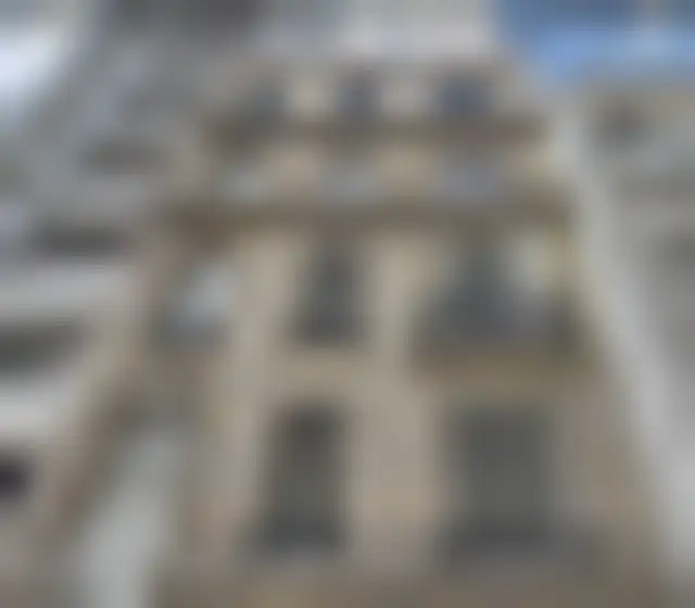 Bureau 920 m² – Paris (75116) – offre confidentielle