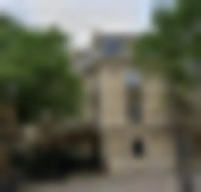 Bureau 1 860 m² – Paris (75008) – offre confidentielle