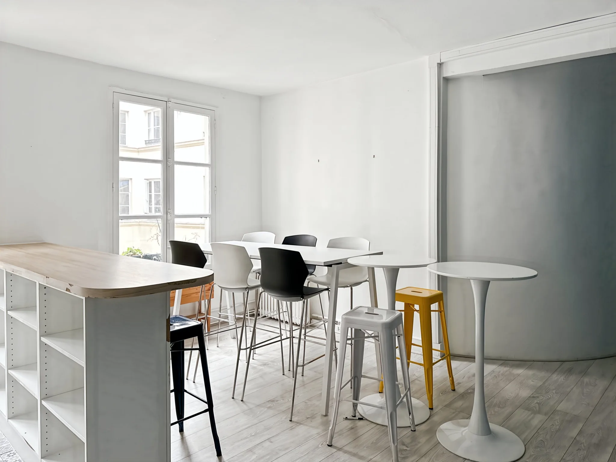 Bureau 365 m² – Paris (75010)