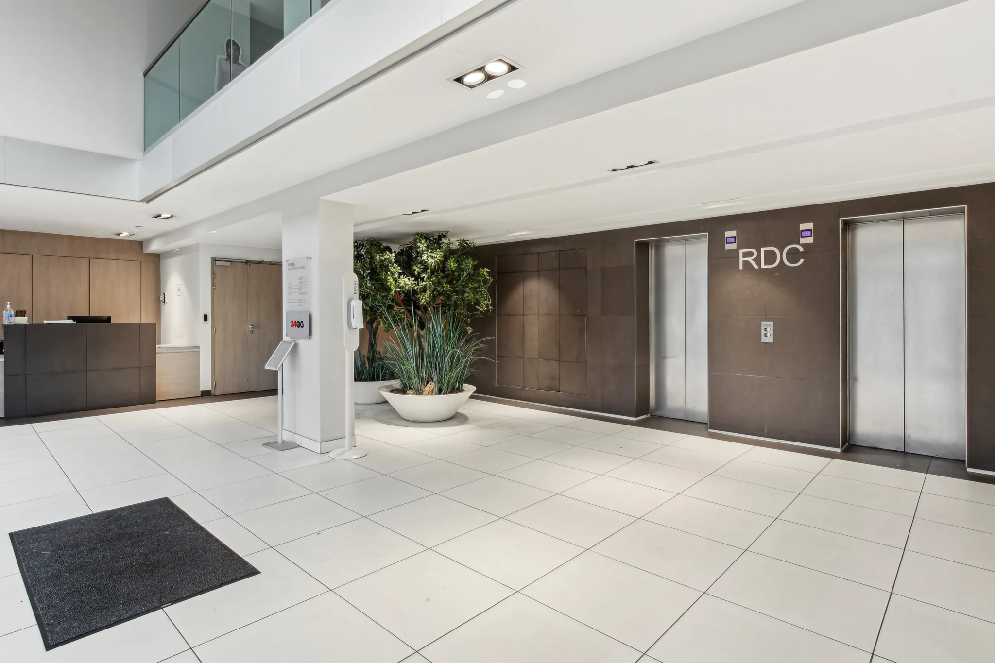 Bureau 6 786 m² – Suresnes (92158)