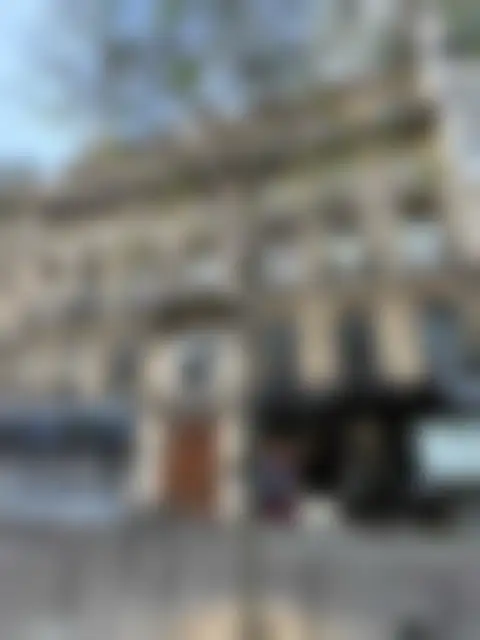 Bureau 160 m² – Paris (75010) – offre confidentielle