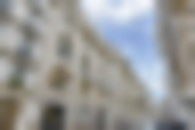 Bureau 630 m² – Paris (75008) – offre confidentielle