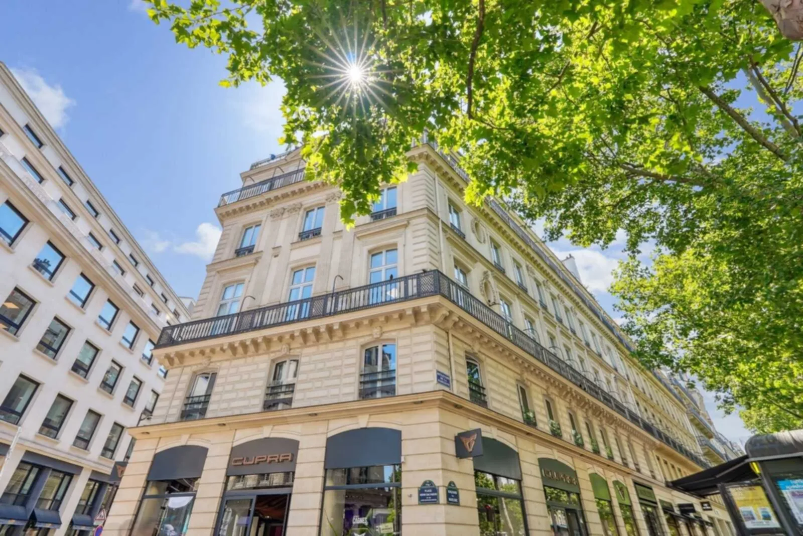 Bureau 416 m² – Paris (75001)