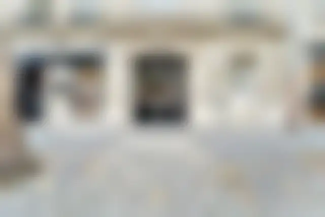Bureau 90 m² – Paris (75116) – offre confidentielle