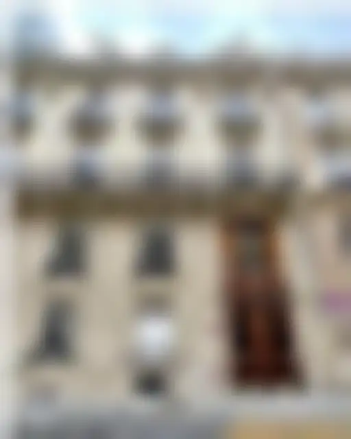 Bureau 100 m² – Paris (75008) – offre confidentielle