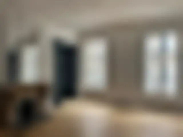 Bureau 210 m² – Paris (75010) – offre confidentielle