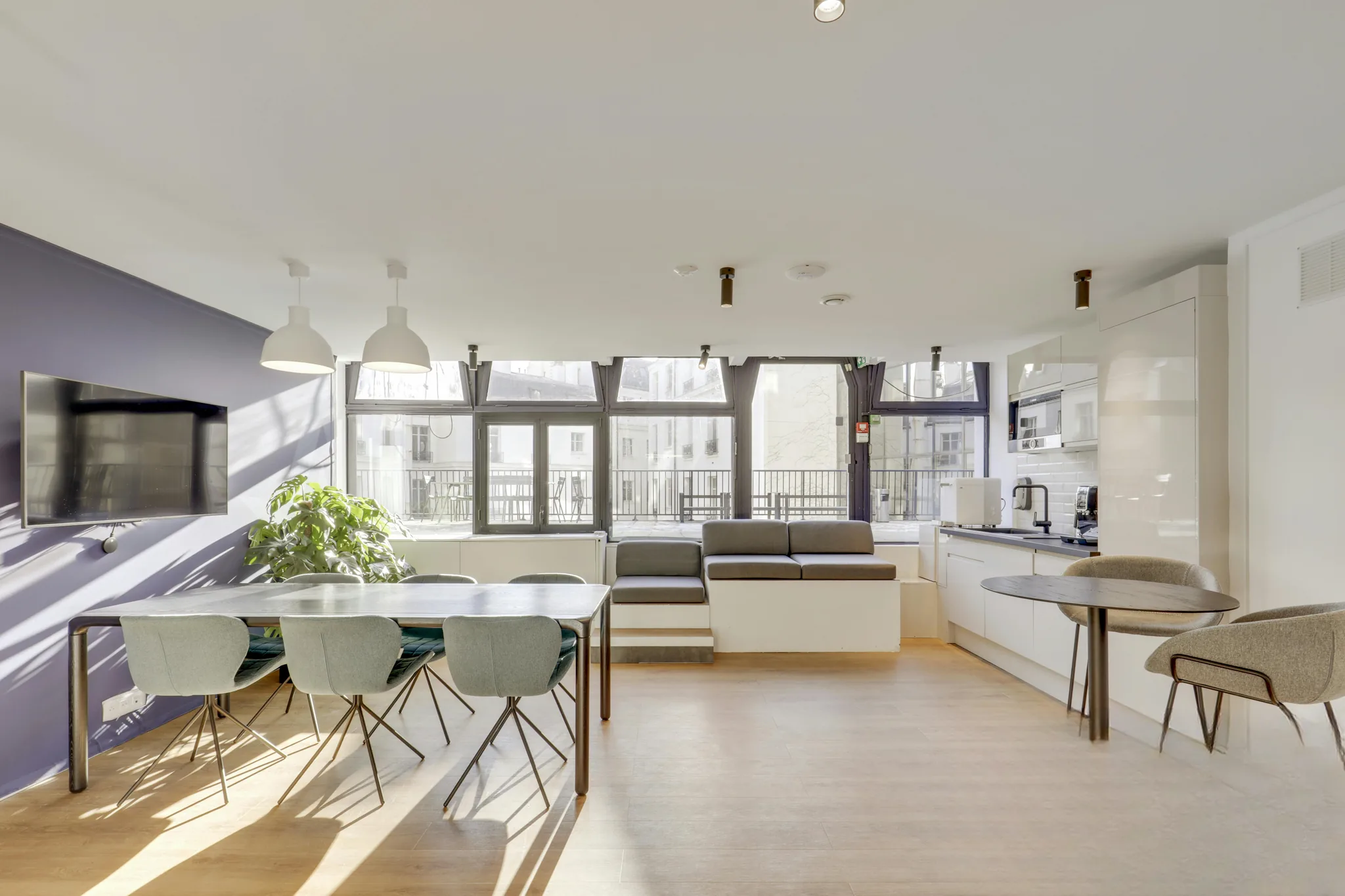 Bureau 208 m² – Paris (75016)