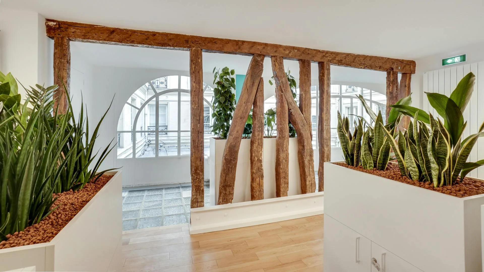 Bureau 70 m² – Paris (75008)