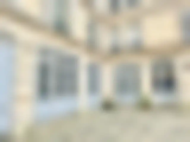 Bureau 110 m² – Paris (75008) – offre confidentielle