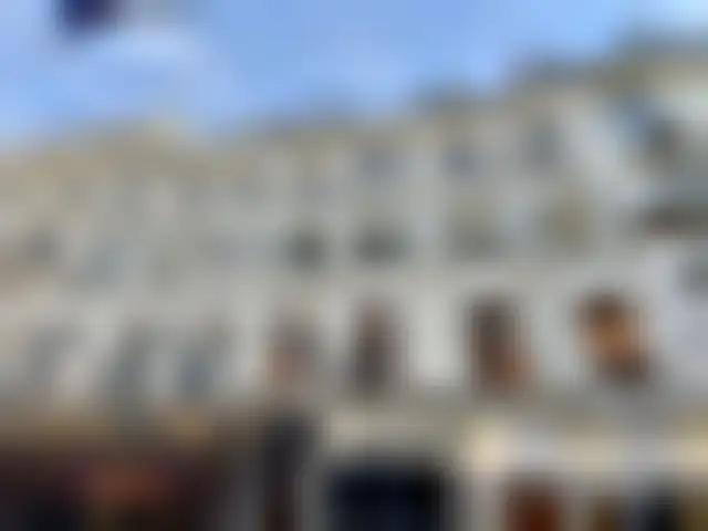 Bureau 50 m² – Paris (75008) – offre confidentielle