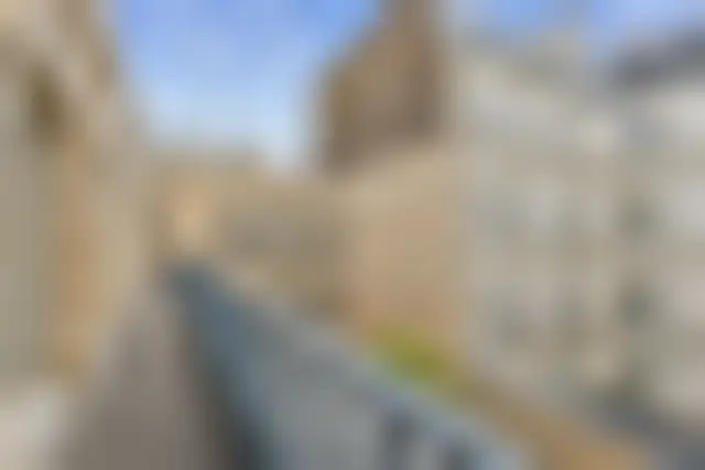 Bureau 1 610 m² – Paris (75008) – offre confidentielle