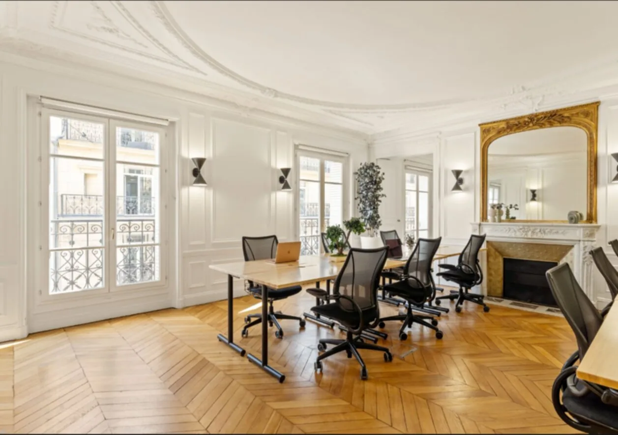 Bureau 215 m² – Paris (75009)