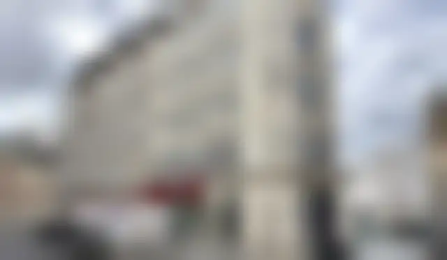 Commerce 240 m² – Paris (75015) – offre confidentielle