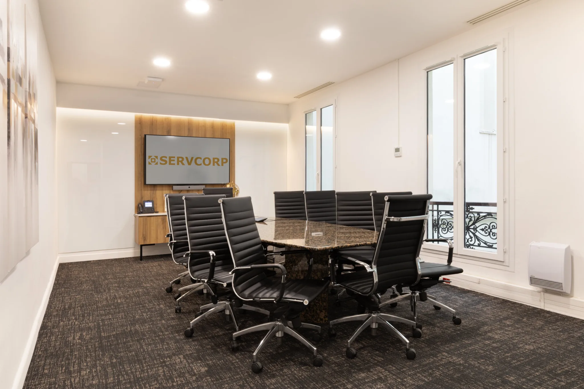 Bureau 94 m² – Paris (75116)