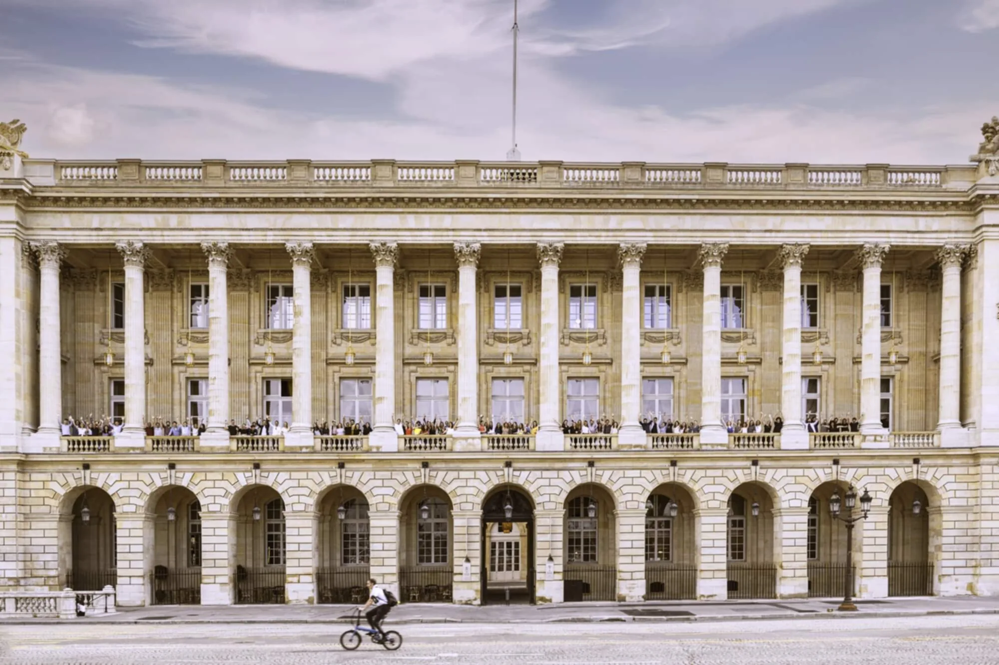 Bureau 383 m² – Paris (75008)