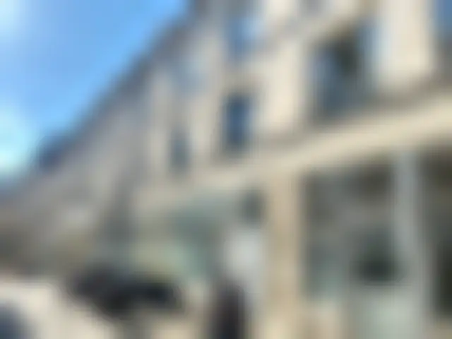 Bureau 80 m² – Paris (75011) – offre confidentielle