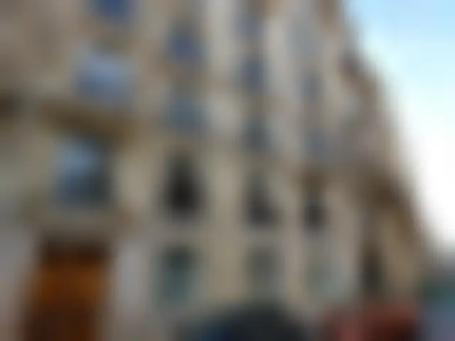 Bureau 70 m² – Paris (75116) – offre confidentielle