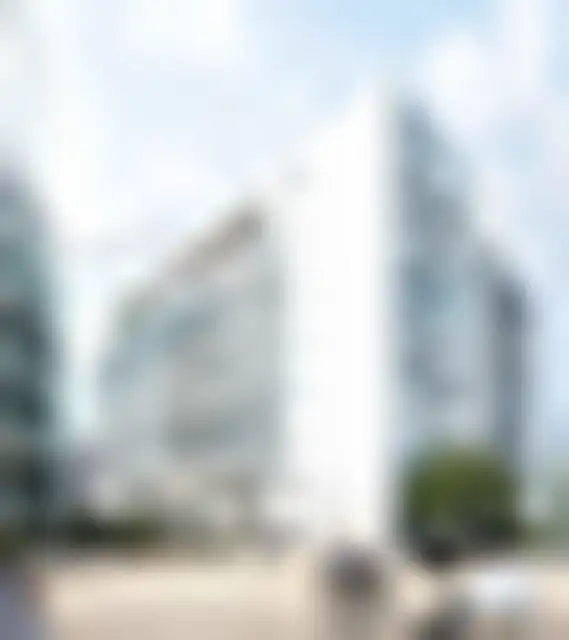 Bureau 8 590 m² – Puteaux (92800) – offre confidentielle