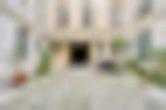 Bureau 240 m² – Paris (75006) – offre confidentielle
