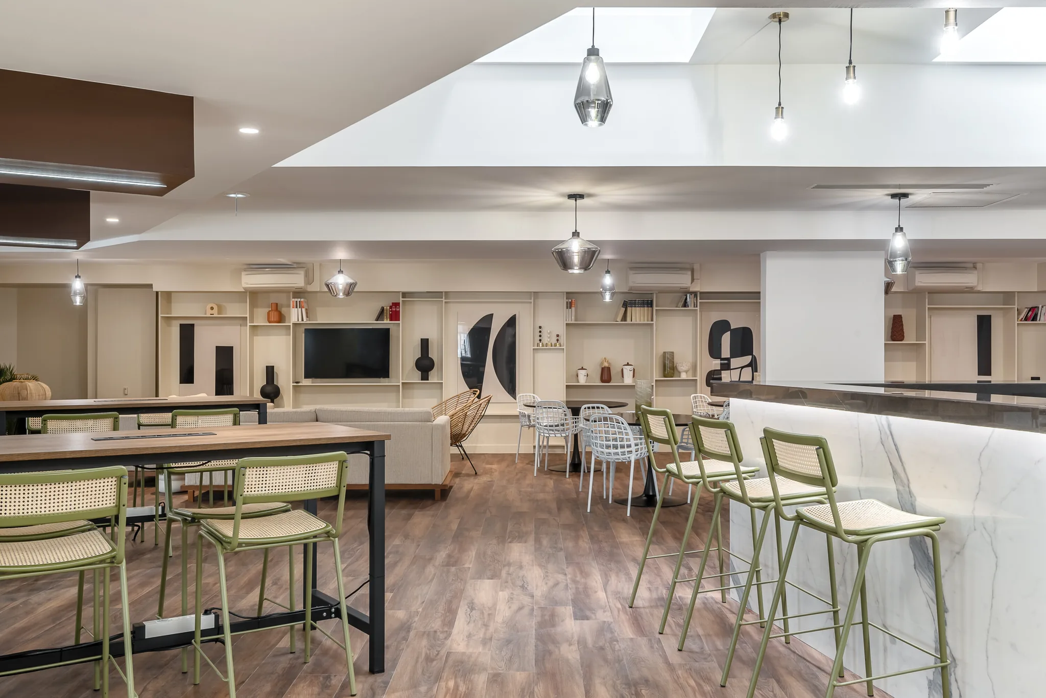 Bureau 560 m² – Paris (75008)