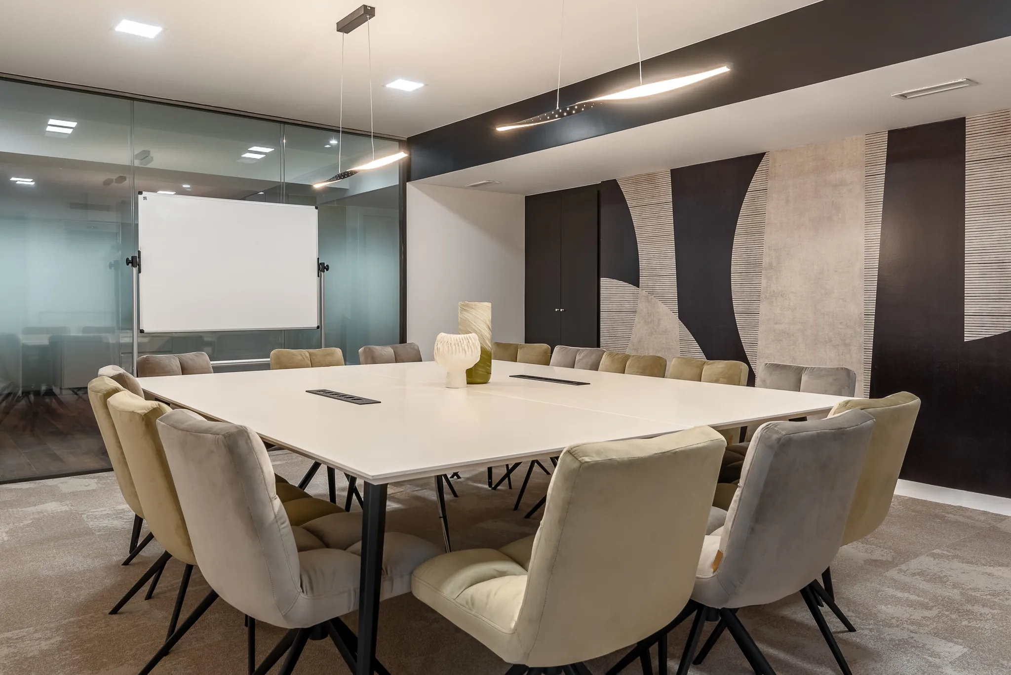 Bureau 560 m² – Paris (75008)