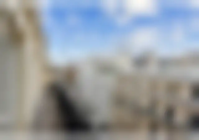 Bureau 630 m² – Paris (75008) – offre confidentielle