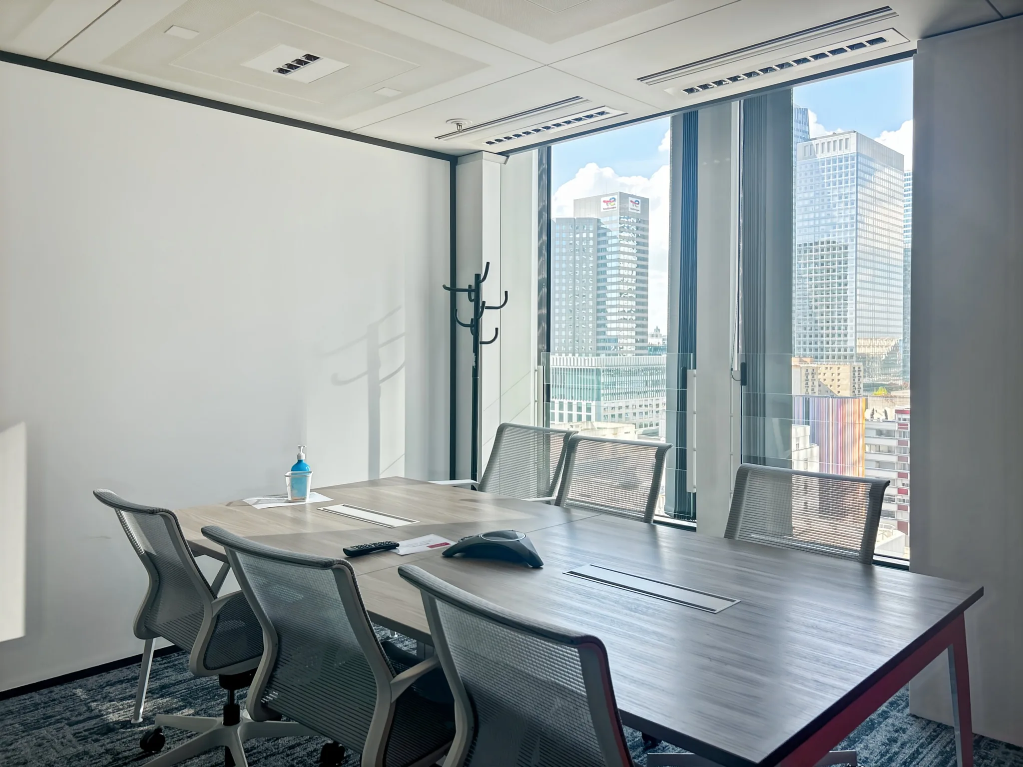 Bureau 210 m² – Courbevoie (92400)