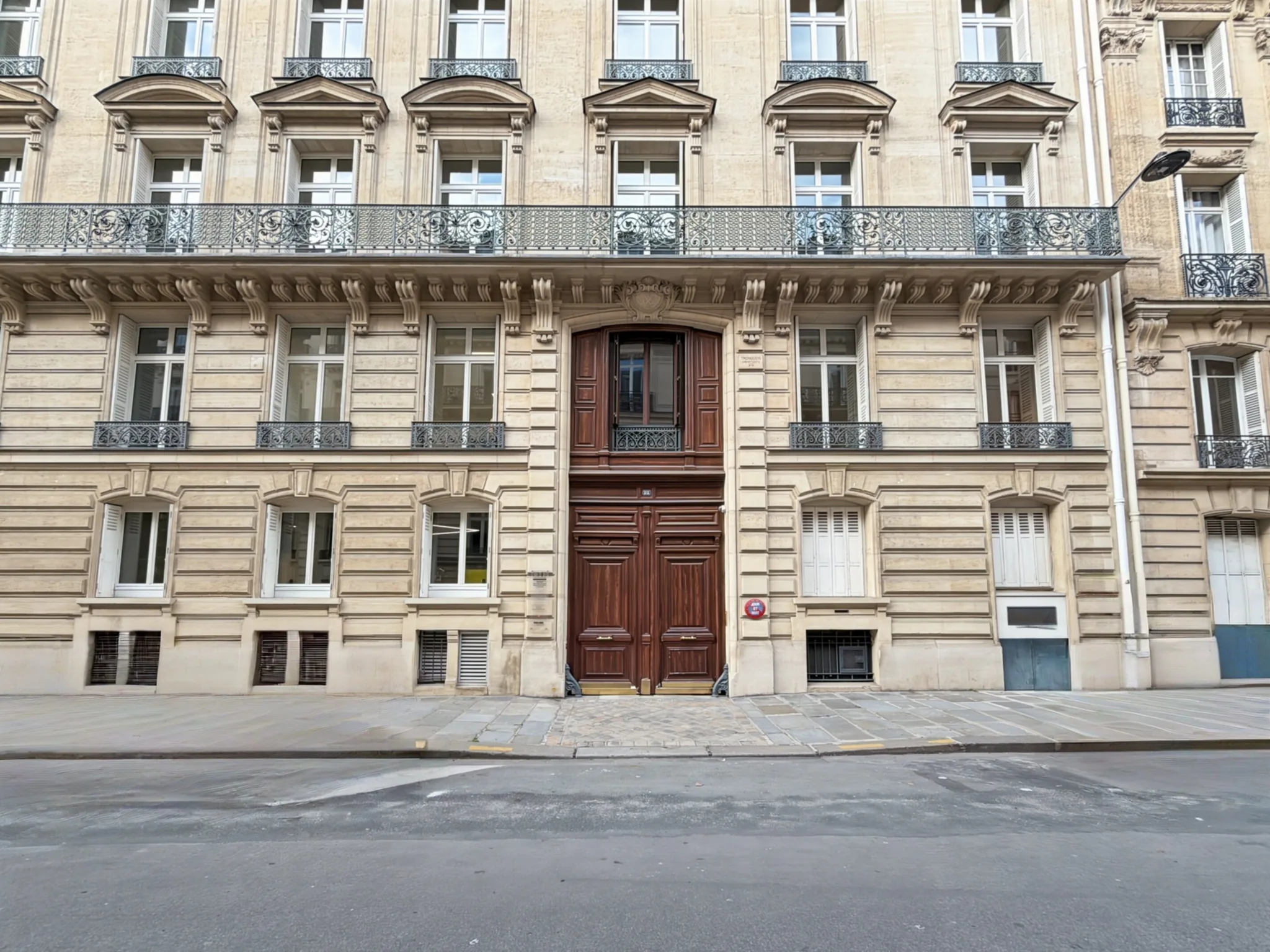 Coworking 6 m² – Paris (75008)
