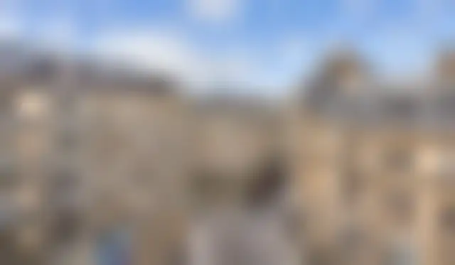 Bureau 2 200 m² – Paris (75008) – offre confidentielle