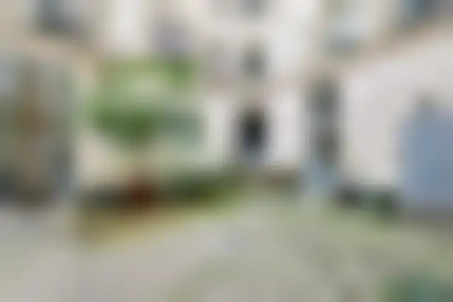 Bureau 50 m² – Paris (75010) – offre confidentielle
