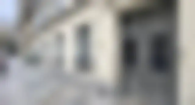 Local Professionnel 90 m² – Paris (75009) – offre confidentielle