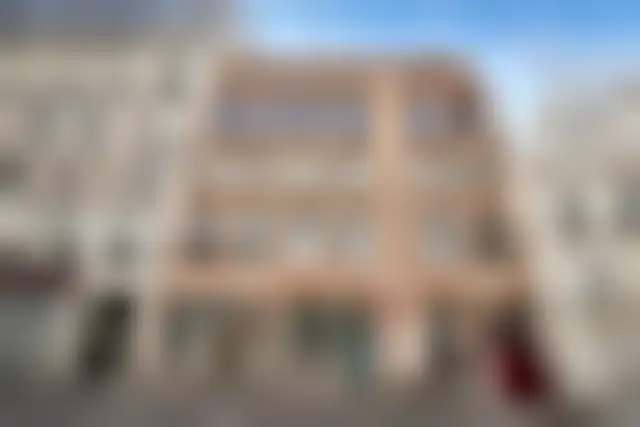 Bureau 1 370 m² – Paris (75020) – offre confidentielle