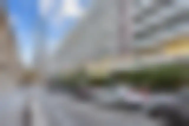 Bureau 1 130 m² – Paris (75007) – offre confidentielle
