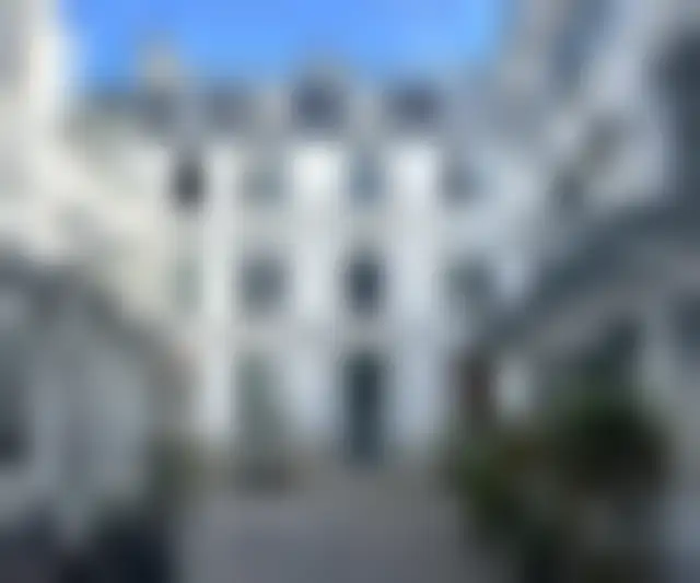 Bureau 160 m² – Paris (75010) – offre confidentielle