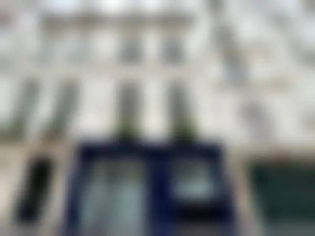 Bureau 150 m² – Paris (75006) – offre confidentielle