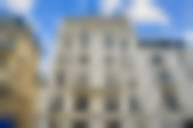 Bureau 410 m² – Paris (75015) – offre confidentielle
