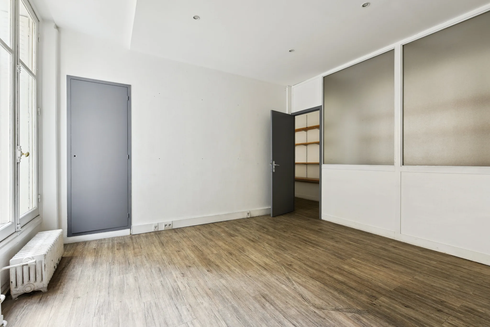 Bureau 606 m² – Paris (75016)