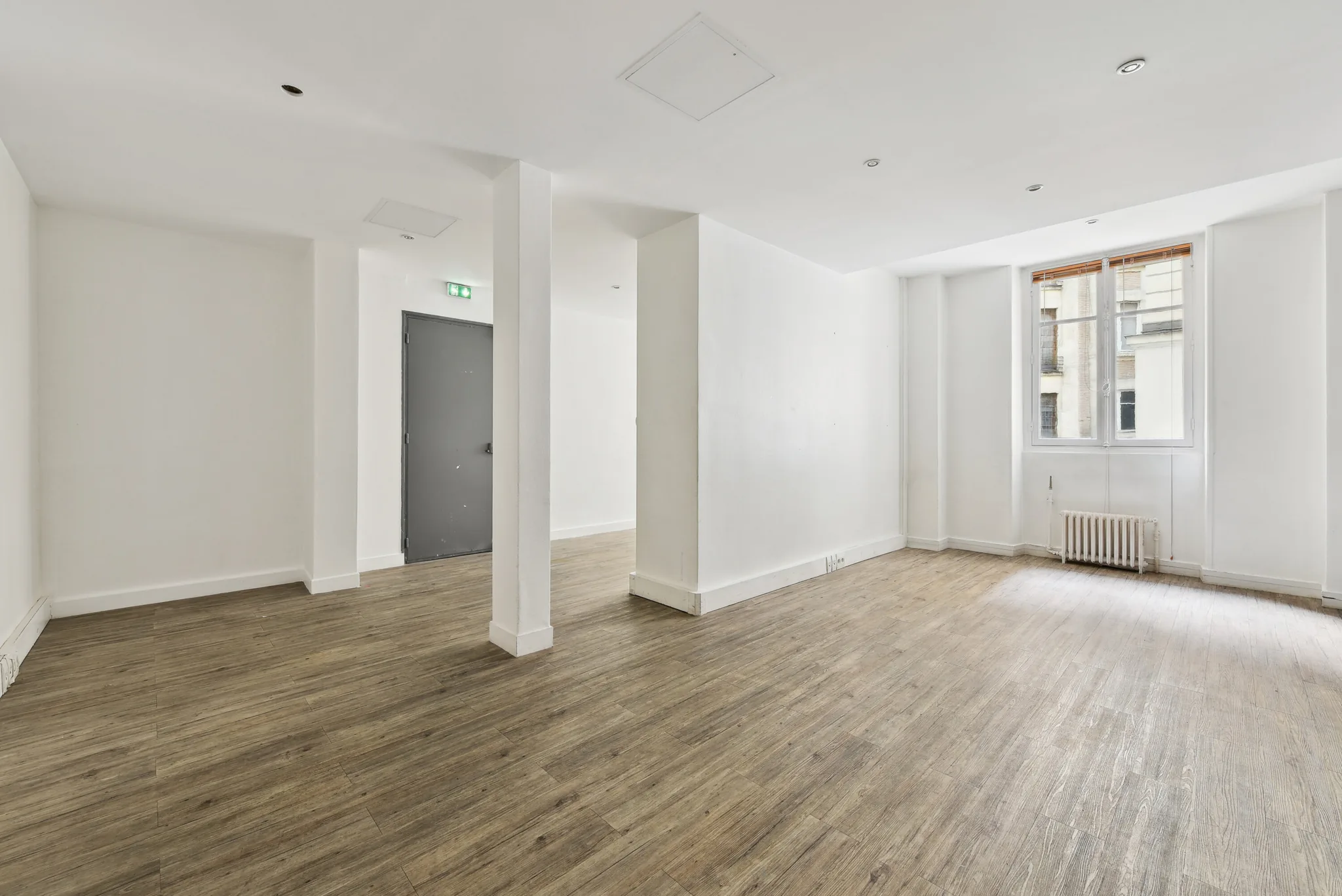Bureau 606 m² – Paris (75016)