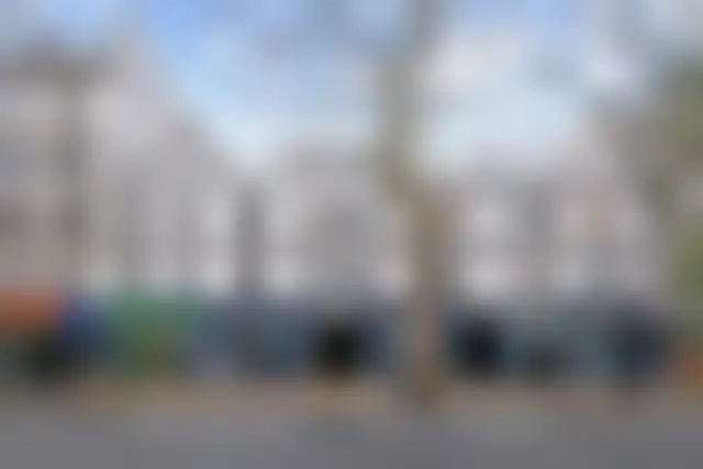 Activités 3 190 m² – Paris (75012) – offre confidentielle