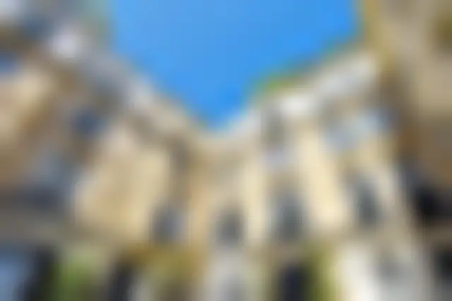 Bureau 450 m² – Paris (75116) – offre confidentielle