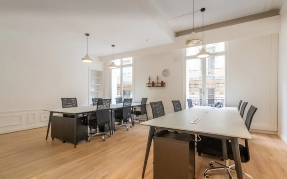 Bureau 580 m² – Paris (75009)
