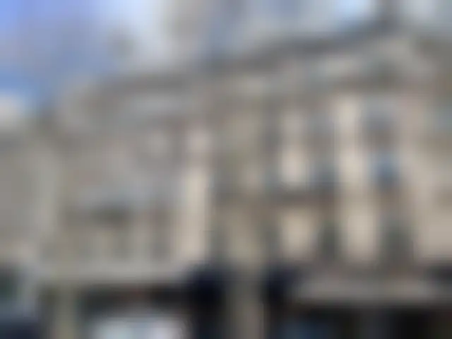 Bureau 230 m² – Paris (75008) – offre confidentielle
