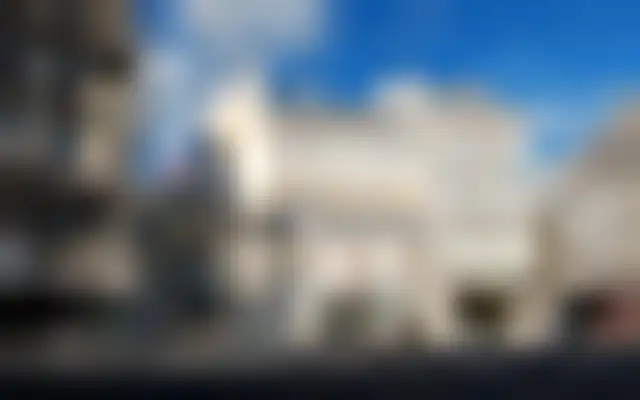 Commerce 1 150 m² – Paris (75008) – offre confidentielle