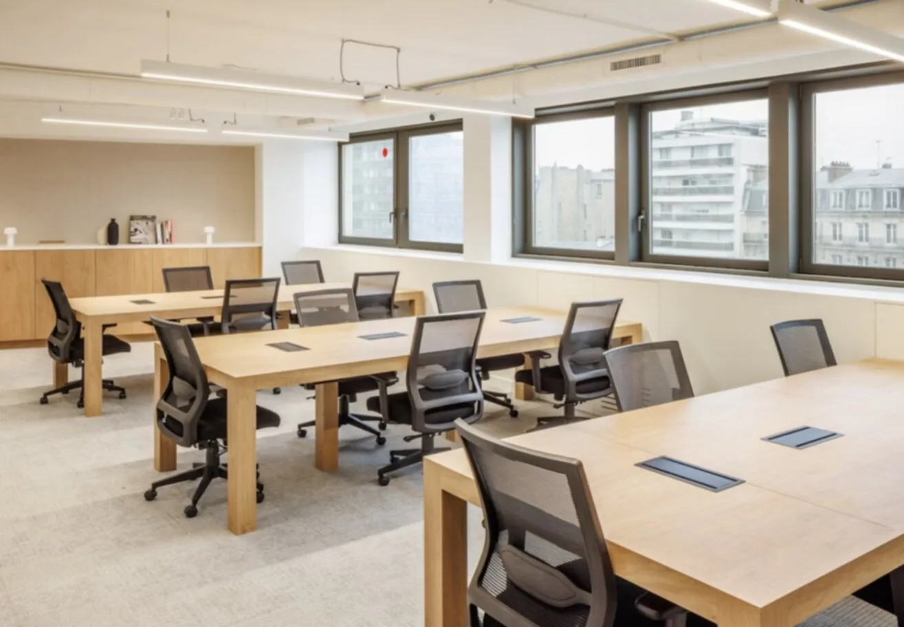 Bureau 376 m² – Neuilly-sur-Seine (92200)