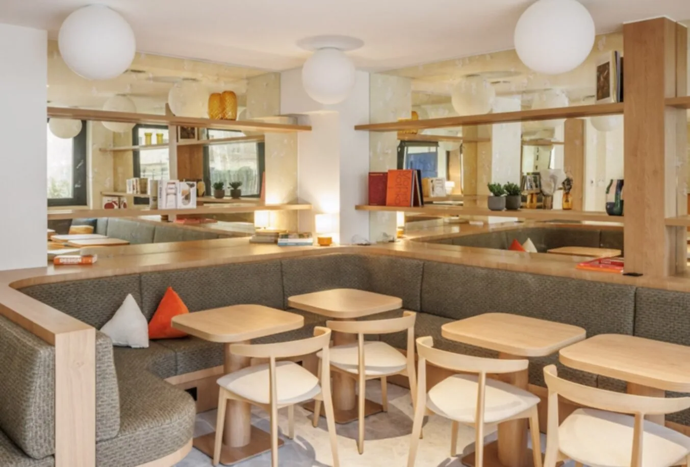 Bureau 376 m² – Neuilly-sur-Seine (92200)