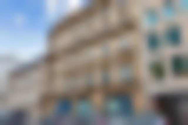 Bureau 200 m² – Paris (75008) – offre confidentielle