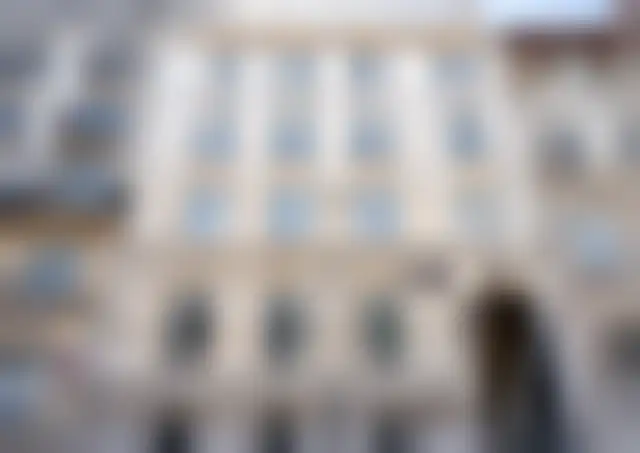 Bureau 950 m² – Paris (75116) – offre confidentielle